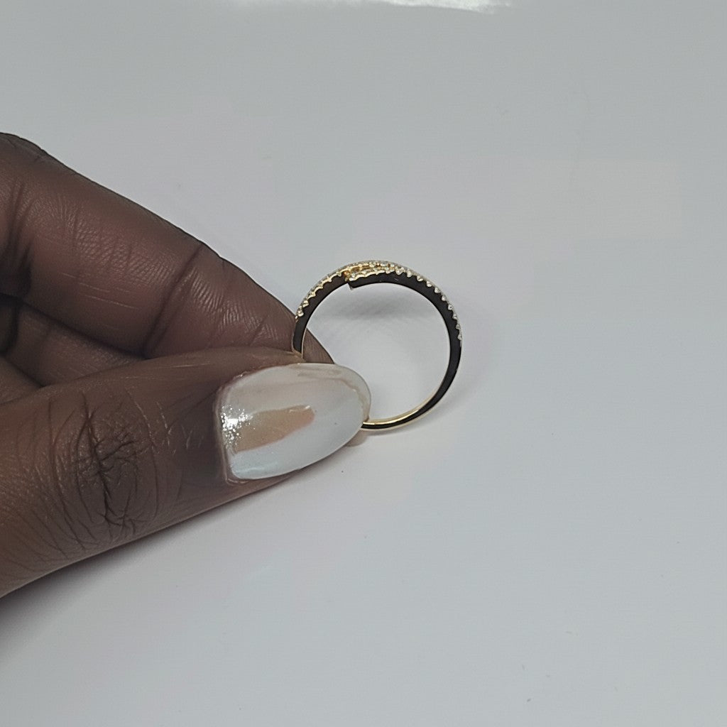Majoa NOVA ring in sterling silver 925 with small stones, open and adjustable design.