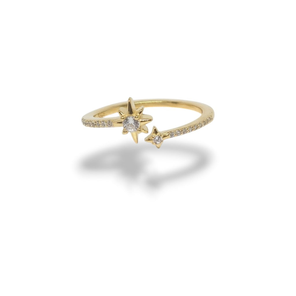 Majoa gold-tone adjustable ring with star motif and clear stones, made of 925 silver.